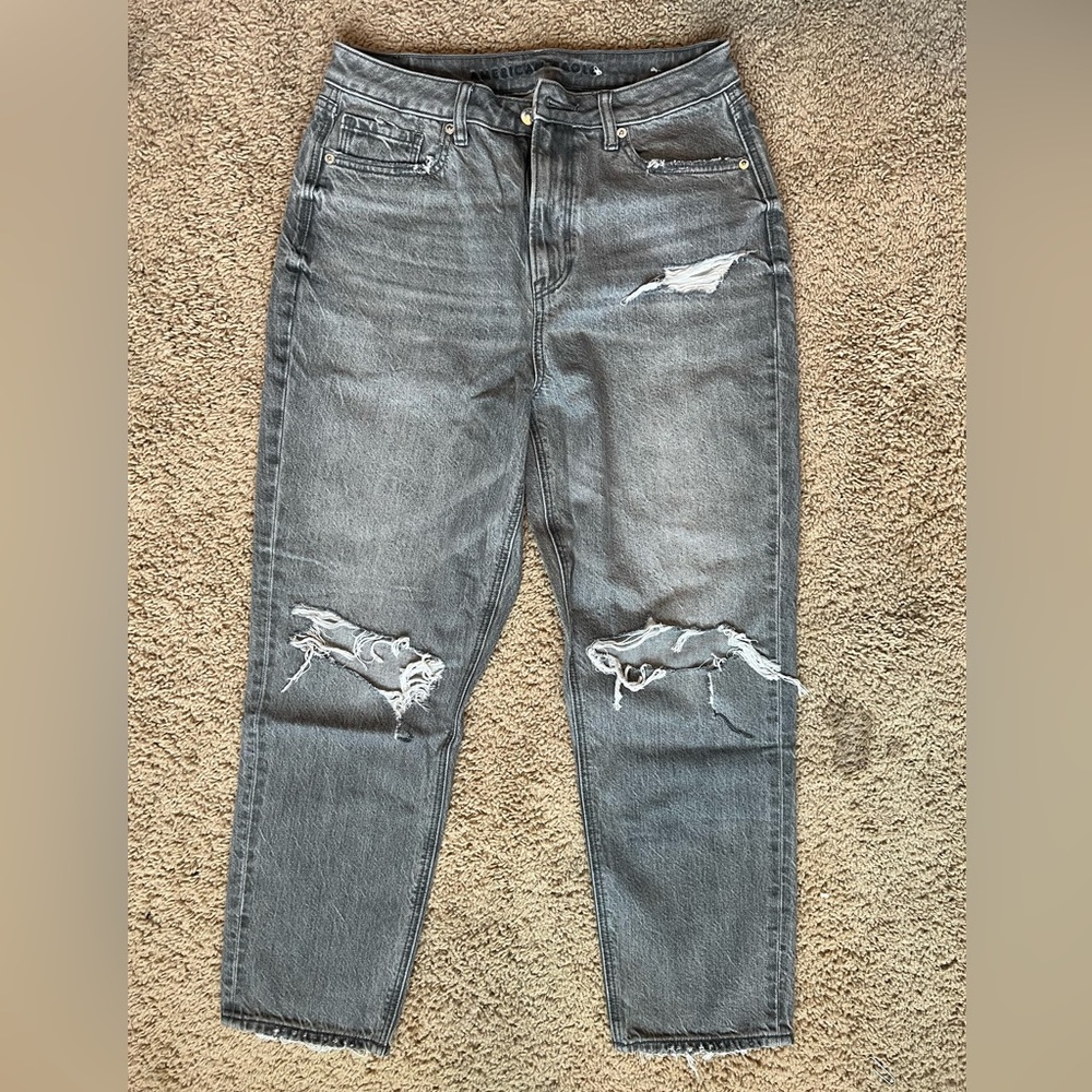 NWT American Eagle Comfort Stretch Waistband High Rise Ripped Mom Jeans
